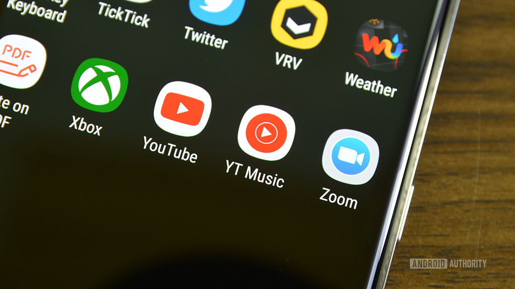 Теперь вы можете использовать YouTube Music с Android Auto