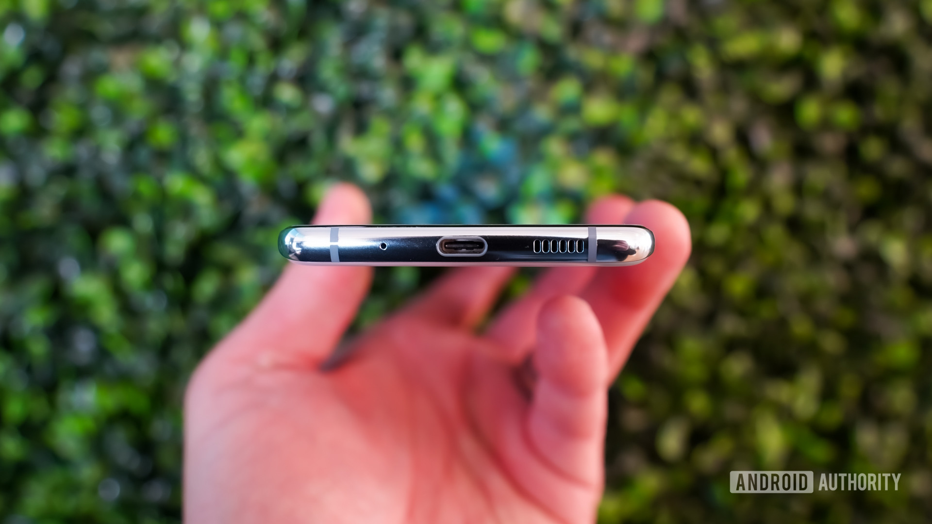 Телефоны Samsung Galaxy S20 первыми получили новую сертификацию быстрой зарядки USB